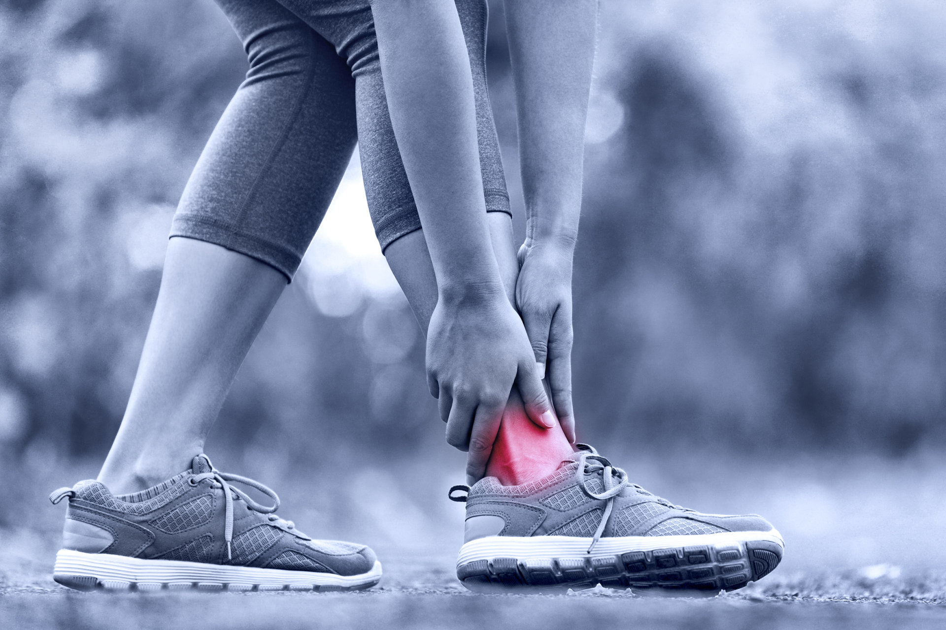 kovoti su traumų sąnarių kojos skausmas is klubo