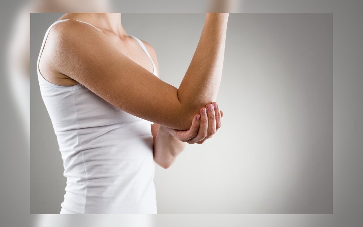 reumatoidinis artritas pirštų sąnarių gydymas peties sąnario sunkus skausmas peties sąnario