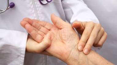 artritas arthrites šepečiai rankos gydymas kremzlės žmonėms