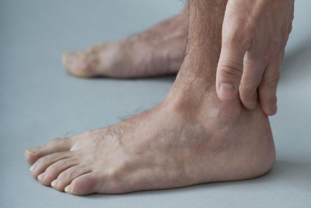 gydymas ligos pėdos sąnarių