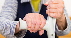 rankos teptukas left hand palaikimo gydymas osteochondrozė tepalai